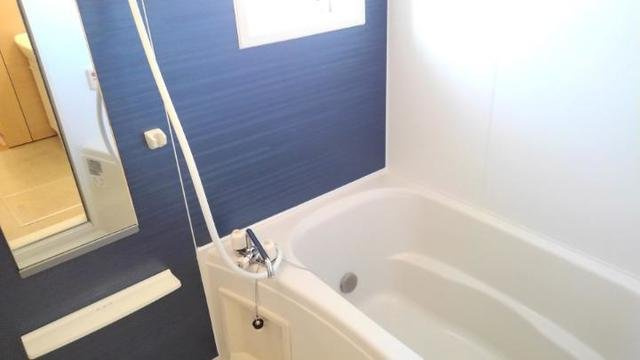 ハーモニーＡの浴室