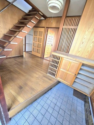 【玄関】 | 浜野三丁目事務所付き戸建て