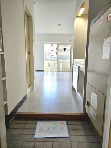 【玄関】 | センチュリーせいき
