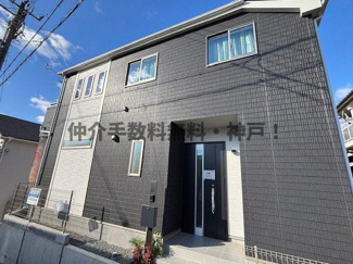 【外観】 | 神戸市垂水区霞ケ丘６丁目　新築戸建2号棟　仲介手数料無料！ | 建物外観を気になさる方へ、見た目の良い物件です