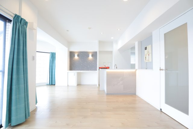 アントレいこま２の居間・リビング