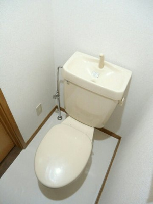 【トイレ】 | ヴィラシンシアＣ | コンパクトで使いやすいトイレです