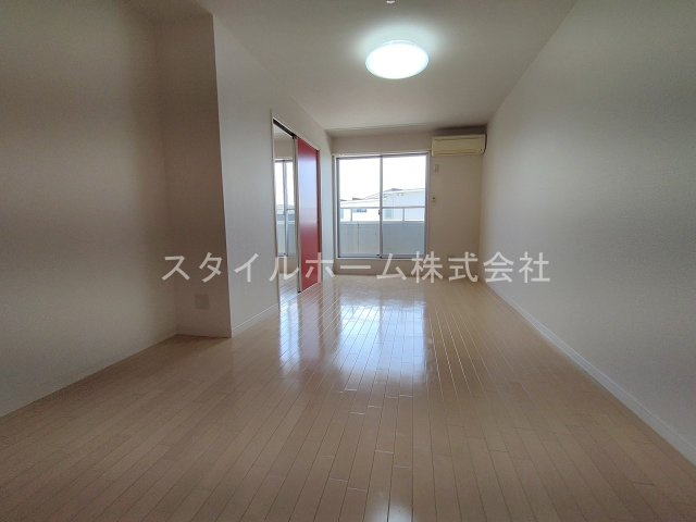 メゾンドユウゼンの居間・リビング|イメージ写真です。