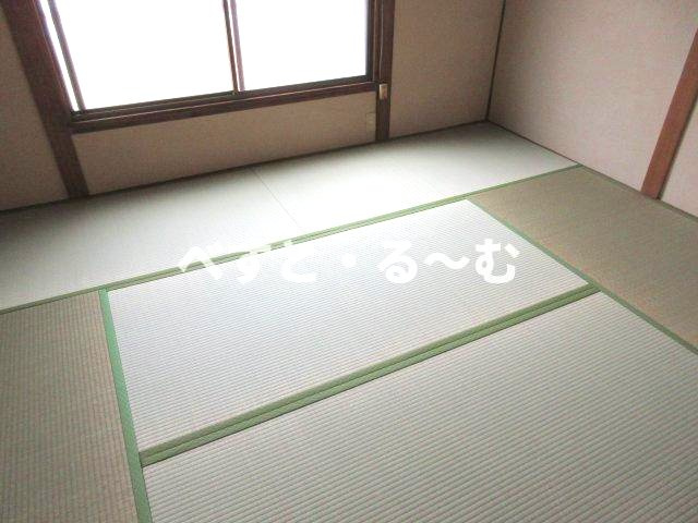 西舞子3丁目テラスハウス[駐車場付]の寝室