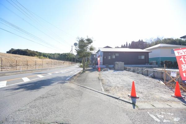 AG-HOUSE　梅が丘　A棟の前面道路含む現地写真|前面道路含む現地(2026年1月撮影)