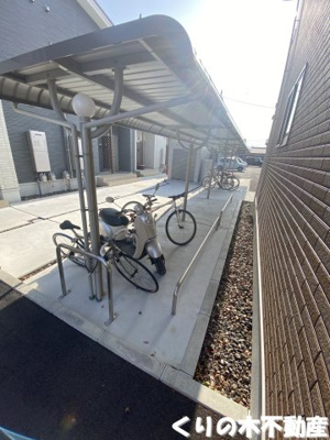 【その他共用部分】 | レジデンス鳥生１０ | 駐輪場です