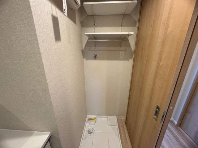 コアマンションネクステージ堀江町のランドリースペース|洗濯機置き場