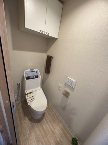 コアマンションネクステージ堀江町のトイレ|ゆったりとした空間のトイレです