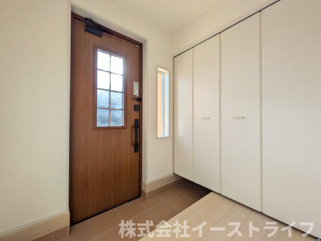【新築戸建】　いわき市泉町5丁目第2　長期優良住宅の玄関|広々とした玄関です。