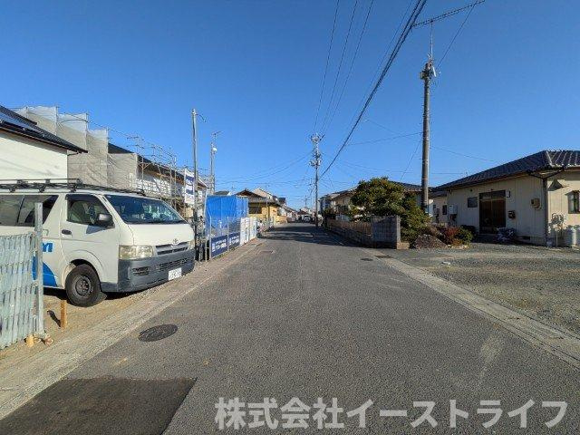 【新築戸建】　いわき市泉町5丁目第2　長期優良住宅の前面道路含む現地写真|南側6ｍ公道