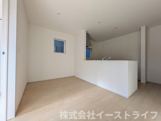 【新築戸建】　いわき市泉町5丁目第2　長期優良住宅のダイニング|対面キッチンなので家族とのコミュニケーション◎