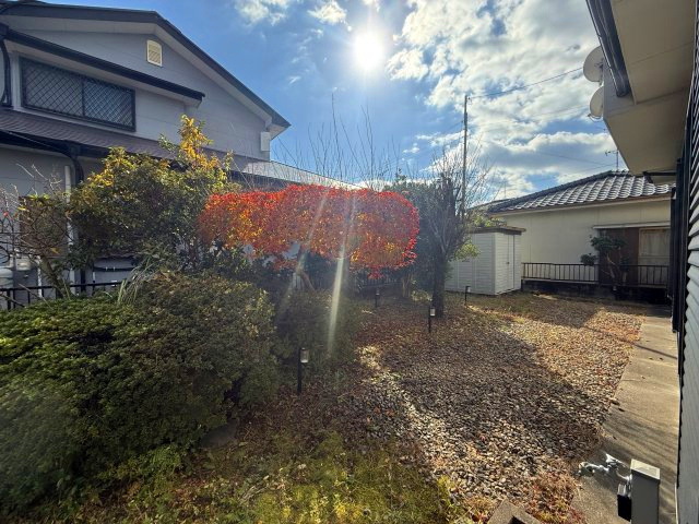 喜入中名町戸建の庭|家の裏に庭があります。