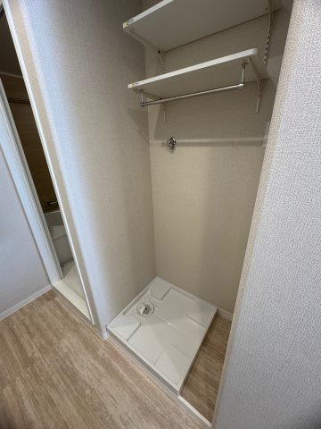 サーパスいづろのその他|洗濯機置き場せあう。