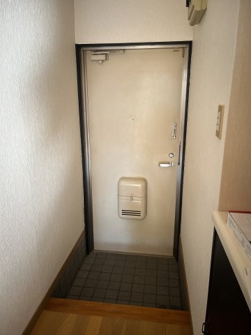 ルナハイツ Part 3の玄関