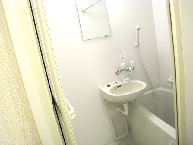 レオパレスルミエール馬場の浴室