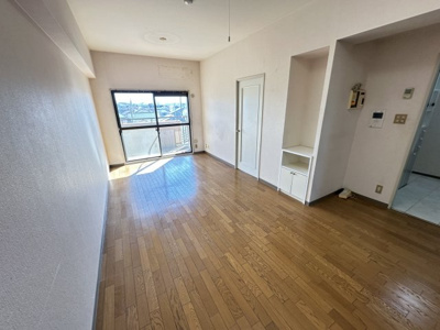 【居間・リビング】 | 朝日プラザシティ・サザンパークC棟 | LD9.7帖