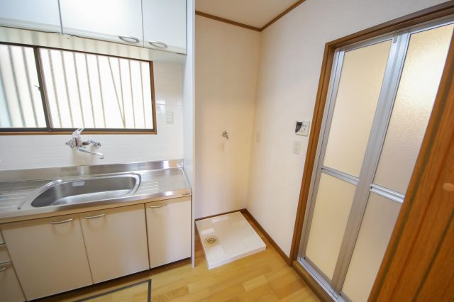 野田通1/2貸家のキッチン