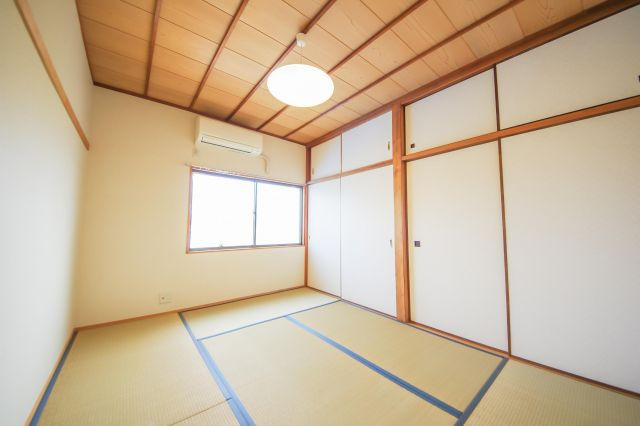 野田通1/2貸家の和室|2F和室6帖