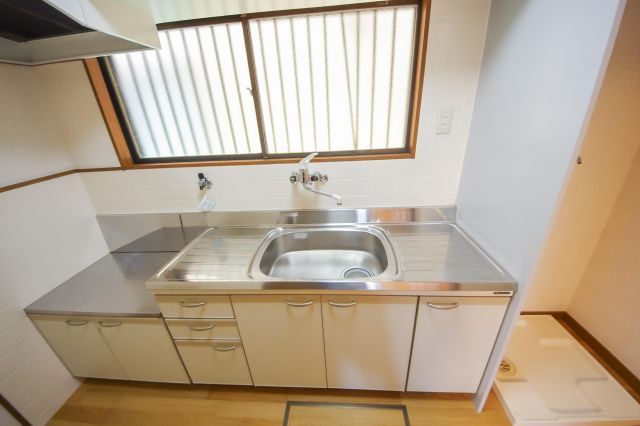 野田通1/2貸家のキッチン