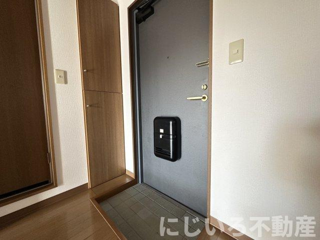 パレスノアの玄関