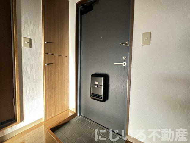 パレスノアの玄関