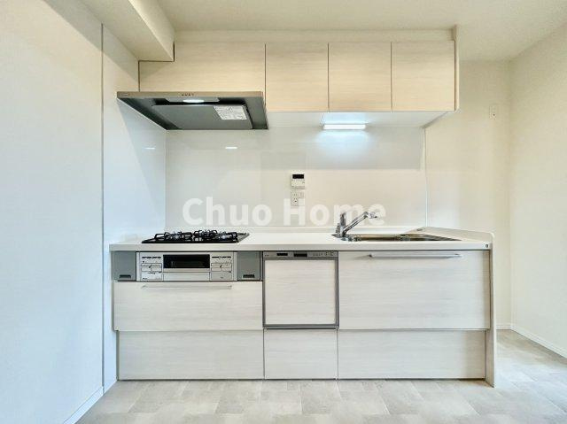 ダイアパレスアビエント亀戸のキッチン|ワイドで収納豊富なシステムキッチン