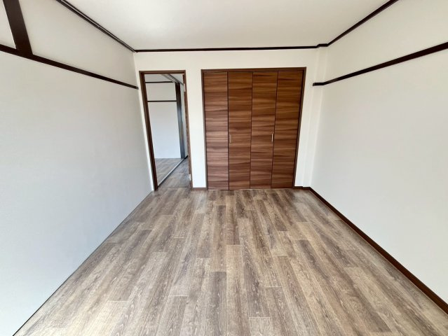 カーサ.＋の洋室