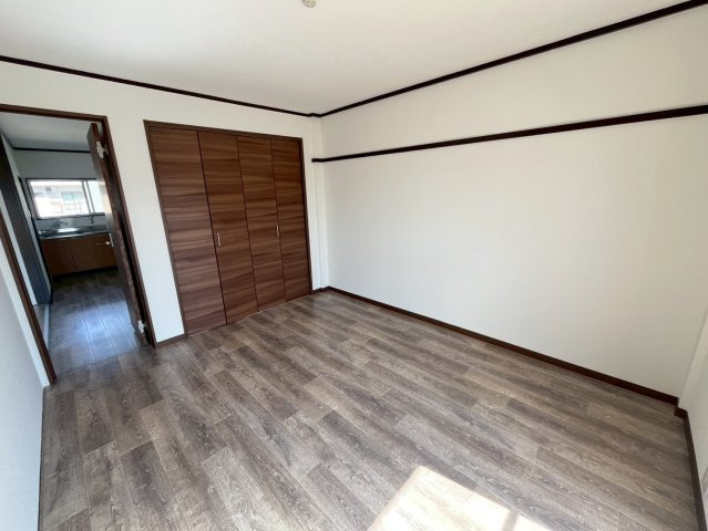 カーサ.＋の洋室