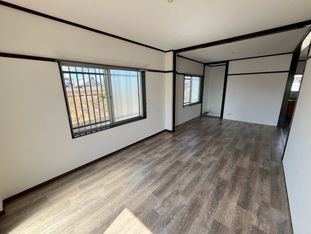 カーサ.＋の洋室