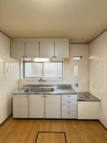 清地６丁目貸家のキッチン|キッチンでお料理をお楽しみください