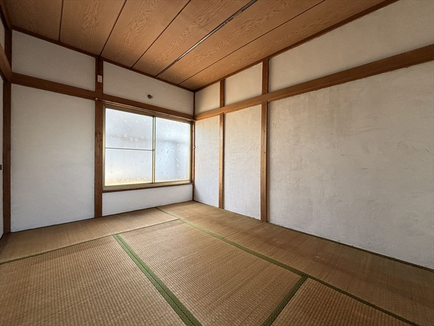 清地６丁目貸家の和室|明るい和室です