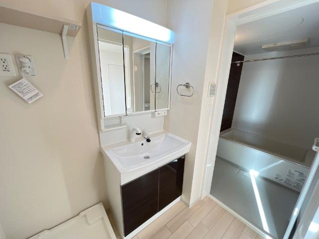 藤の洗面所|洗髪洗面化粧台