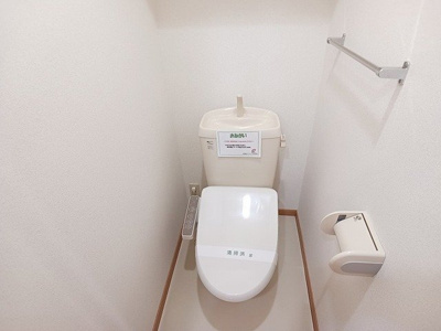 【トイレ】 | クリスマスローズⅡ | コンパクトで使いやすいトイレです