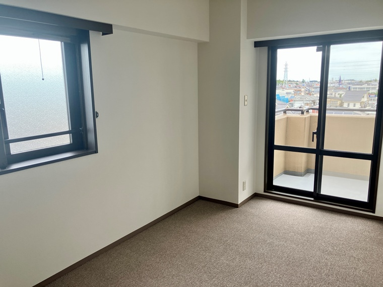 クレストコート上尾の寝室|ゆとりの広さです