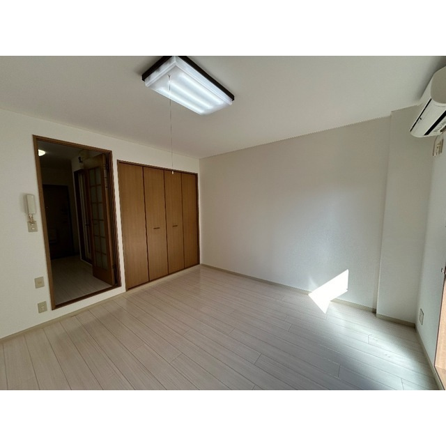 ヴェガの居間・リビング|ゆったりとしたリビングです