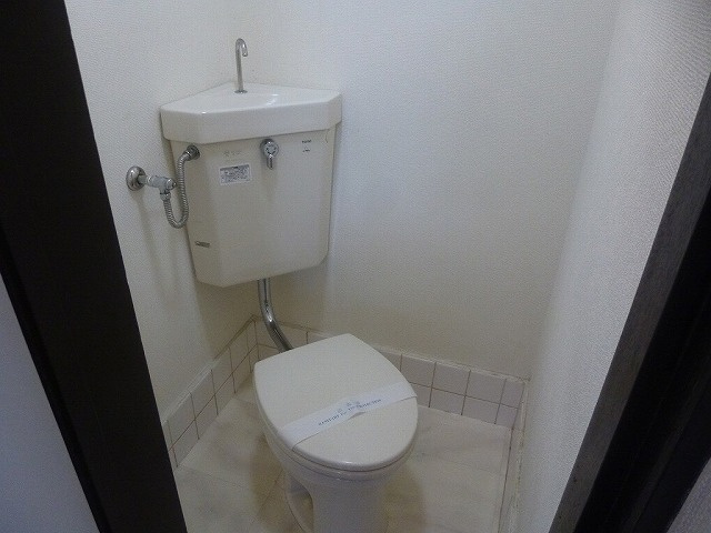 丸山コーポのトイレ|シンプルで使いやすいトイレです