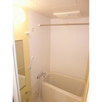 落ち着いた空間のお風呂です