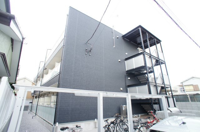 リブリ・エステラの外観|外観は落ち着いています