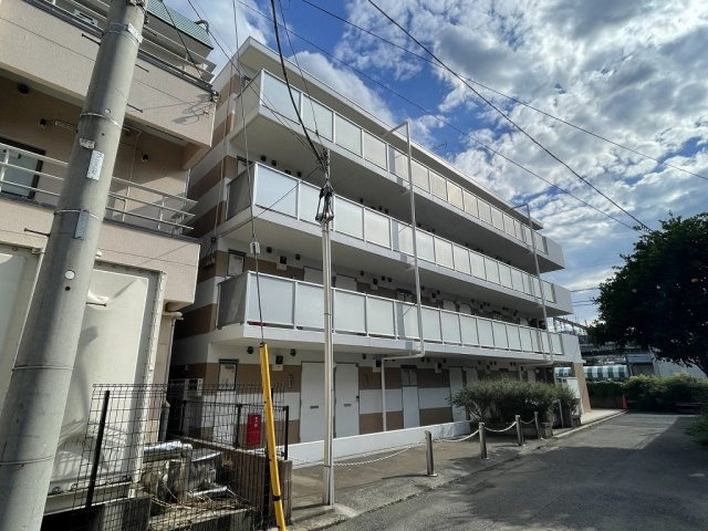 レオパレスハーナ