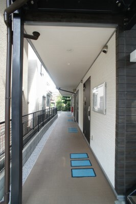 リブリ・リオーラのその他