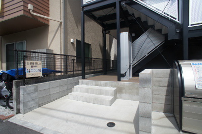 リブリ・リオーラのエントランス|建物の内部です