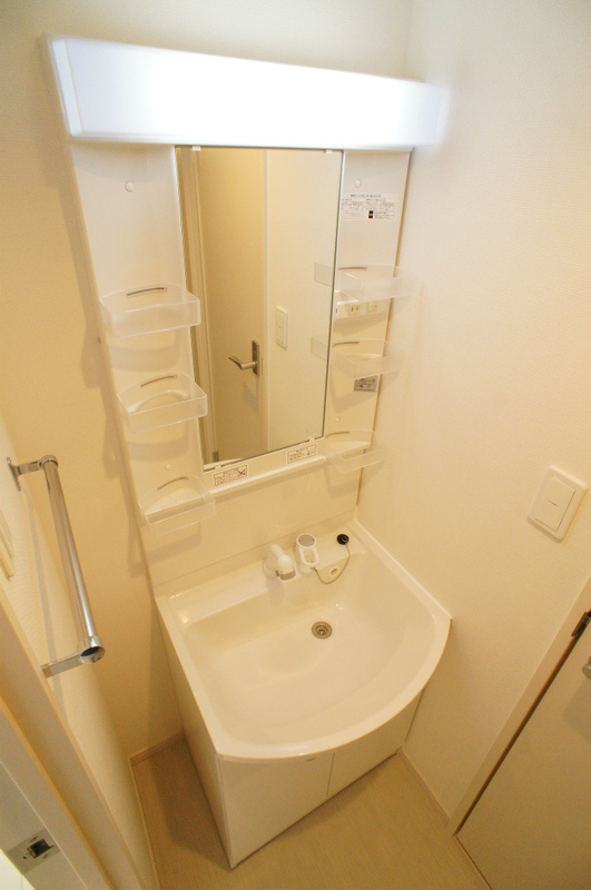 リブリ・リオーラの洗面所|脱衣スペースもあります