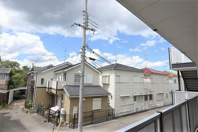 レオパレスＬａ　Ｖｉｓｔａ２のその他|2Ｆ廊下より