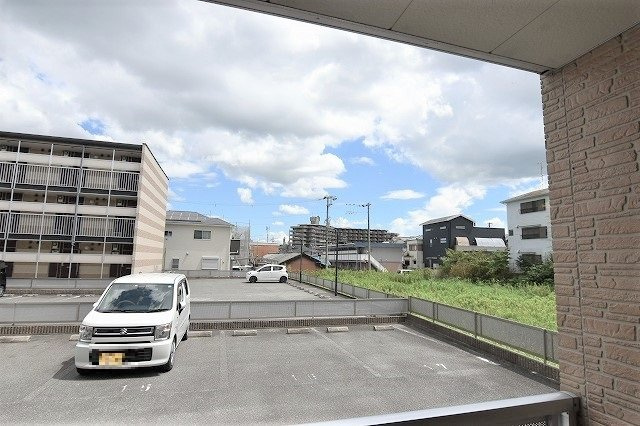 レオパレスＬａ　Ｖｉｓｔａ２のその他|109号室　ベランダより