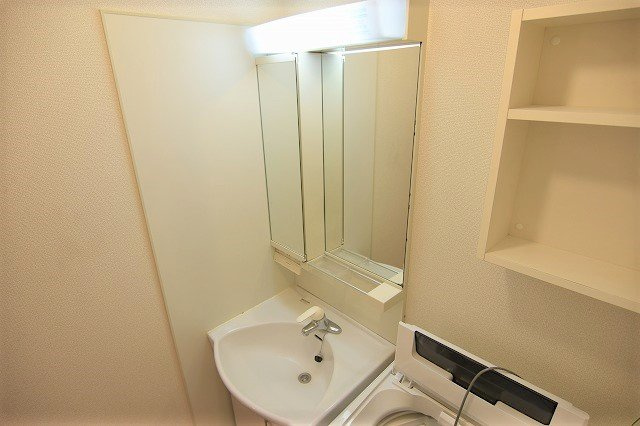 レオパレスＬａ　Ｖｉｓｔａ２の内装|現状優先となります。