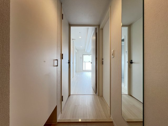 コンフォリア・リヴ大阪本町の玄関