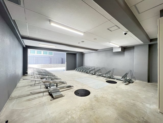 コンフォリア・リヴ大阪本町のロビー