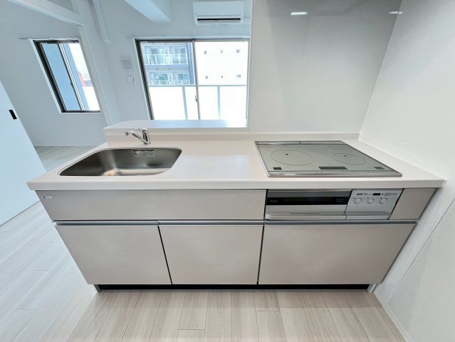 コンフォリア・リヴ大阪本町のキッチン