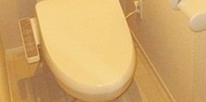 アウティスのトイレ