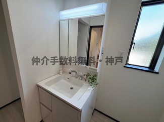 【独立洗面台】 | 神戸市須磨区北須磨タウン　新築戸建H-1号棟　仲介手数料無料！ | 独立洗面化粧台付き